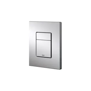 לחצן GROHE גרואה בעיצוב מלבני באמצע מתאים לכל מיכל הדחה סמוי של חברת GROHE גרואה צבע ניקל מבריק דגם 38732000