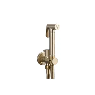 מערכת שטיפה Brass אל חלד כולל צינור ושיבר עם תפסן צבע זהב מט דגם 5854SP