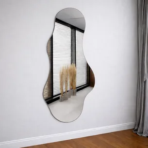 מראת גוף מרחפת בצורה אמורפית לתליה ללא מסגרת רוחב 70 ס"מ גובה 180 ס"מ דגם LM-60